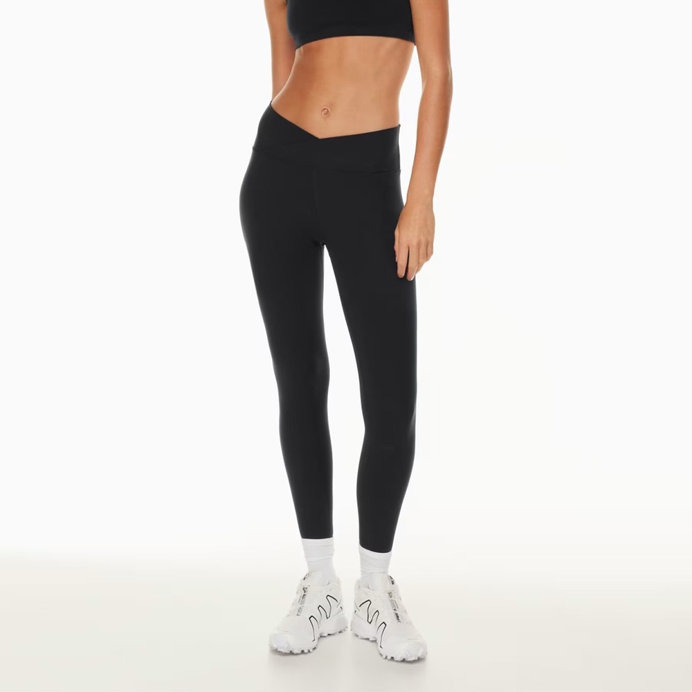 TnAction TnaBUTTER™ Crossover Hi-Rise Legging in Black